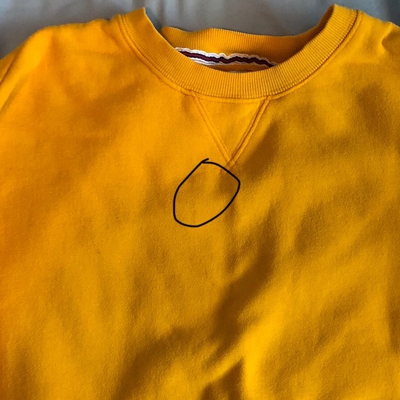 Yellow Crewneck Small - Picture 2 of 2